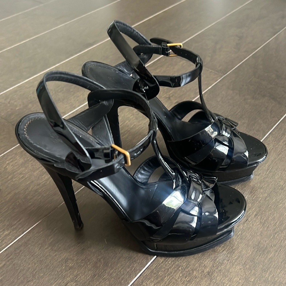 Saint Laurent "Tribute" black patent calf leather platform sandal size 38 1/2
